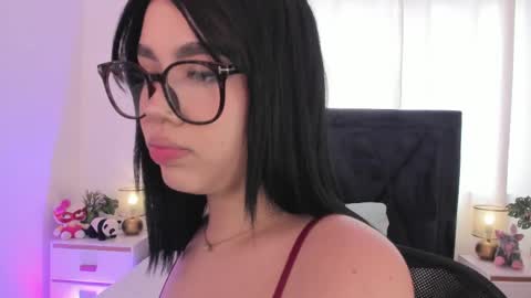 LilyWoodz online show from June 2026 07:04:02 PM