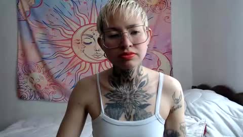 Lily online show from July 2026 07:43:01 PM