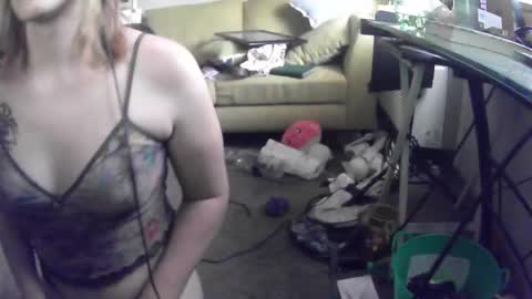 Snapshot of lilybvixen chatting on October 2025 09:55:01 PM lilybvixen online show from October 2025 09:55:01 PM