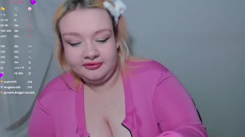 Lily if u think about custom ask me online show from July 2026 10:39:01 AM