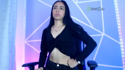 Liliana louise online show from January 2025 01:52:01 PM