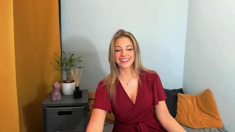 Lily online show from February 2025 12:47:02 PM