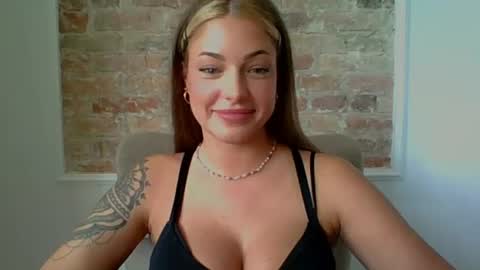Lily online show from July 2026 10:39:01 AM
