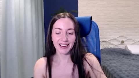 Lily online show from April 2026 08:37:02 AM