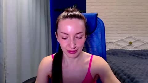 Lily online show from June 2026 09:33:01 AM