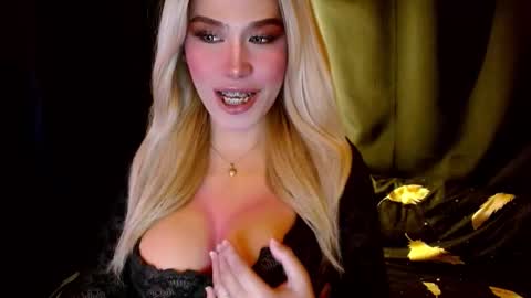 IM YOUR TRUE GODESS Lilymonstercock online show from January 2025 02:33:01 AM