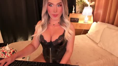 IM YOUR TRUE GODESS Lilymonstercock online show from June 2026 12:57:02 AM