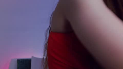 Lily online show from May 2026 03:17:02 PM