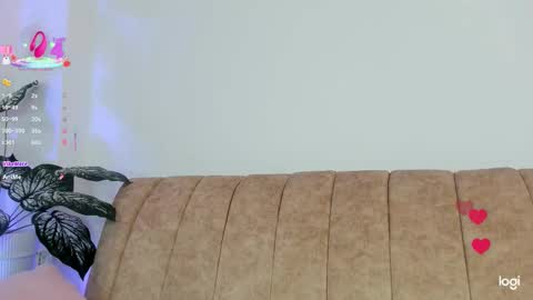 Lily  online show from October 2025 09:50:02 AM