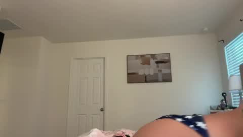 lilysummers21208 online show from July 2026 11:22:01 PM