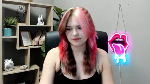 Lily online show from June 2026 07:17:02 AM