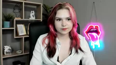 Lily online show from June 2026 01:46:01 PM