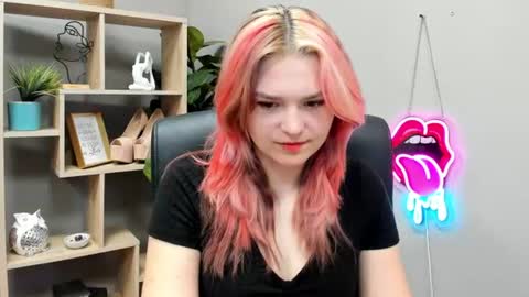 Lily online show from June 2026 06:32:02 AM