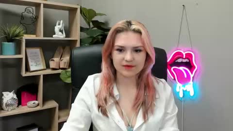 Lily online show from July 2026 06:53:02 AM