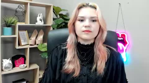 Lily online show from July 2026 07:05:02 AM