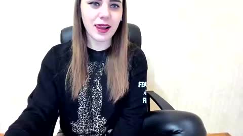    online show from February 2025 01:57:01 PM