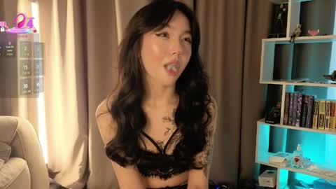 Snapshot of lin_kun chatting on March 2026 08:36:01 AM Lin Use menu to play with me online show from March 2026 08:36:01 AM