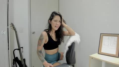 Snapshot of lina__mandarina chatting on June 2026 04:27:02 PM Lina Mandarina online show from June 2026 04:27:02 PM