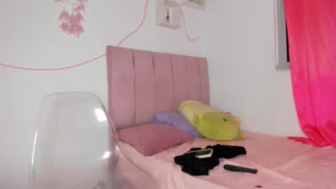 lina_andr online show from May 2026 02:41:01 AM