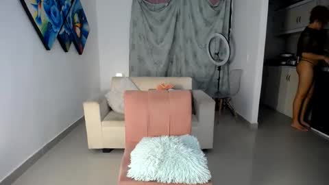 lina_andr online show from May 2026 06:32:02 AM