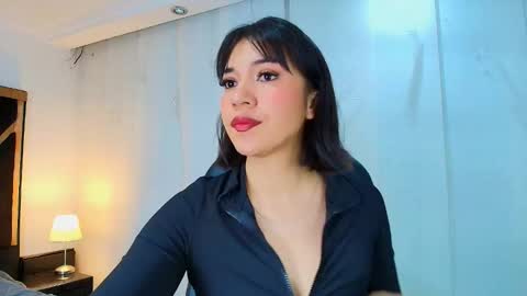  Lina Bedoya  online show from March 2026 11:36:02 AM
