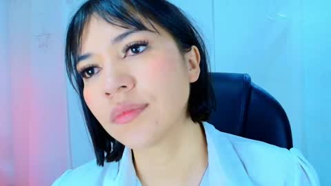  Lina Bedoya  online show from April 2026 11:34:01 AM