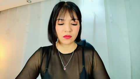  Lina Bedoya  online show from May 2026 11:39:02 AM