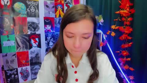 Snapshot of lina_brownie chatting on December 2024 02:42:02 AM Lina online show from December 2024 02:42:02 AM