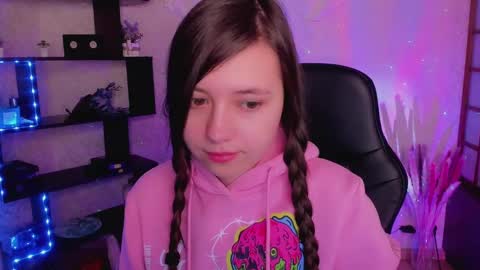 Snapshot of lina_brownie chatting on January 2025 02:04:02 AM Lina online show from January 2025 02:04:02 AM