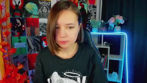 Snapshot of lina_brownie chatting on January 2025 01:56:02 AM Lina online show from January 2025 01:56:02 AM