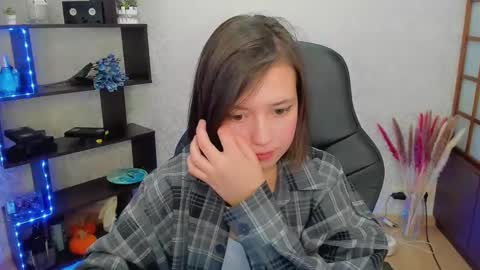 Snapshot of lina_brownie chatting on January 2025 06:12:01 AM Lina online show from January 2025 06:12:01 AM