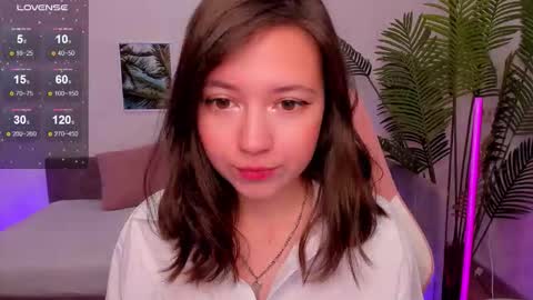 Snapshot of lina_brownie chatting on September 2025 02:11:02 AM Lina online show from September 2025 02:11:02 AM