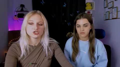 Snapshot of lina_fox12 chatting on September 2025 12:43:02 PM lina_fox12 online show from September 2025 12:43:02 PM