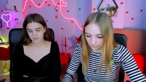 Snapshot of lina_fox12 chatting on April 2026 12:25:01 PM lina_fox12 online show from April 2026 12:25:01 PM