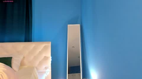 lina_massey online show from April 2026 12:59:02 AM