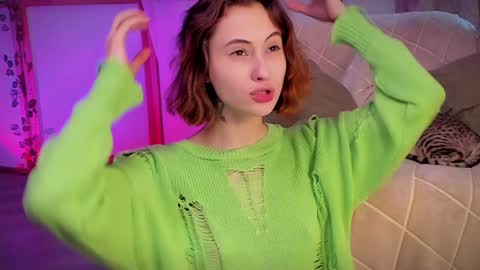 Lina -  online show from January 2025 09:27:01 AM