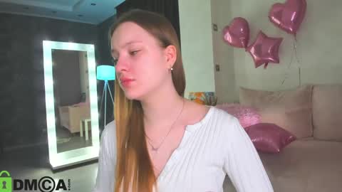 Snapshot of lina_smilee chatting on May 2026 01:11:02 AM Lina online show from May 2026 01:11:02 AM