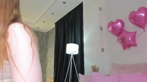 Lina online show from June 2026 01:03:01 AM