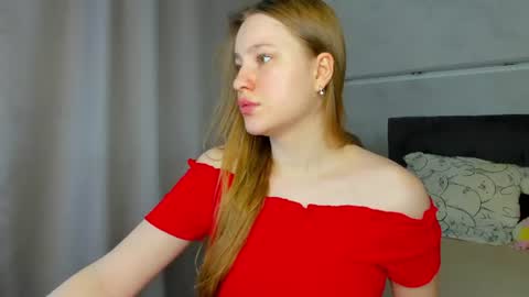 Lina online show from June 2026 01:11:02 AM