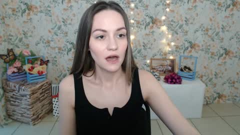 Lina online show from February 2025 07:15:01 AM