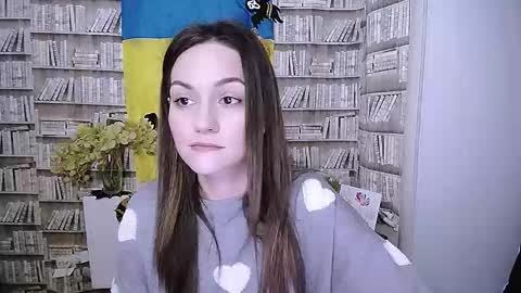 Lina online show from October 2025 06:25:01 AM