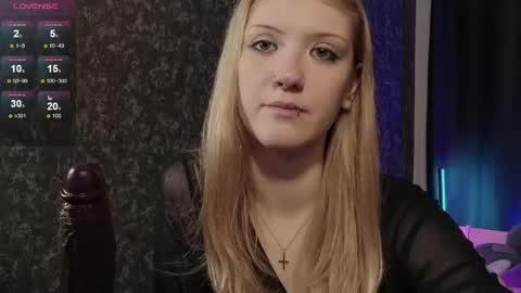 Snapshot of lina_vi chatting on May 2026 08:38:01 PM Lina online show from May 2026 08:38:01 PM