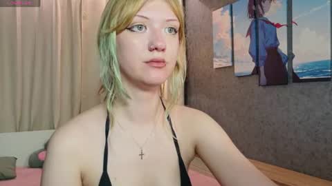 Snapshot of lina_vi chatting on June 2026 07:58:02 PM Lina online show from June 2026 07:58:02 PM