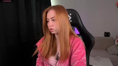 lina online show from September 2025 11:04:02 AM