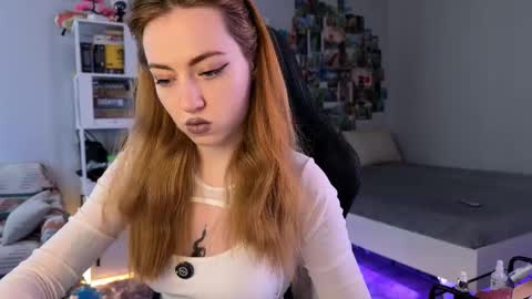 lina online show from October 2025 10:30:01 AM