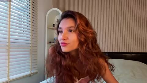 Lina online show from June 2026 01:12:02 AM