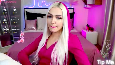 I am Lina online show from October 2025 06:27:02 PM