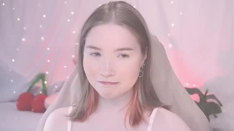 Lina online show from October 2025 04:35:01 AM