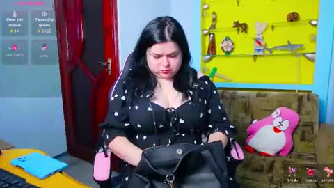Lina online show from June 2026 06:05:02 AM