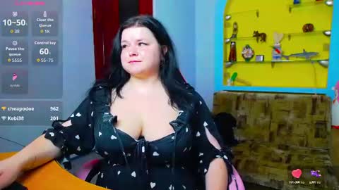 Lina online show from July 2026 06:35:01 PM